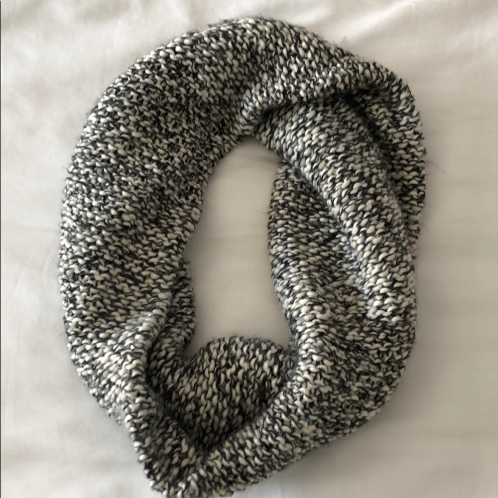 LOFT infinity scarf